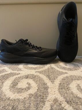 Brooks Women Black Adrenaline GTS 24